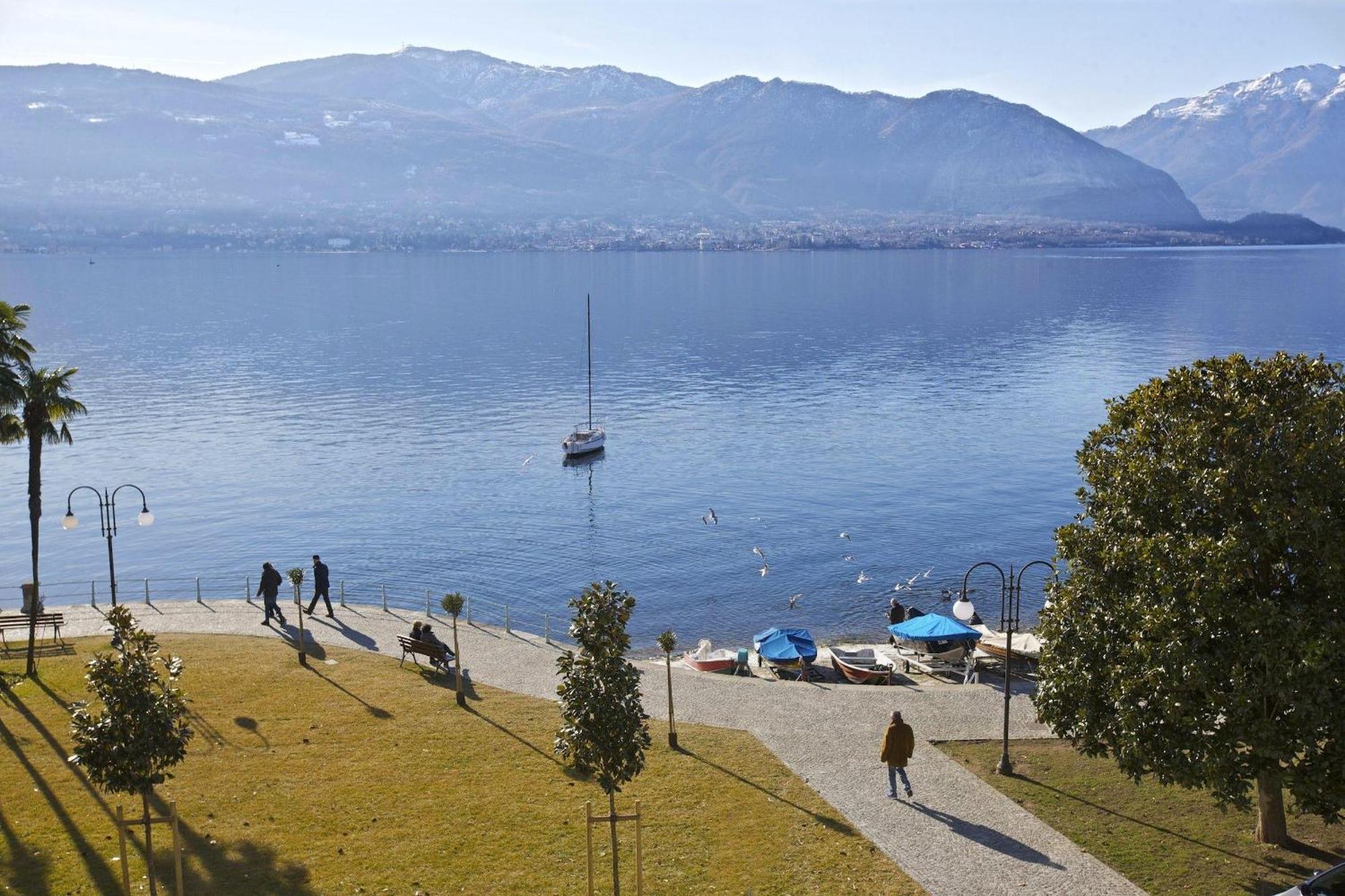 Appartamenti Vista Isola Verbania Esterno foto